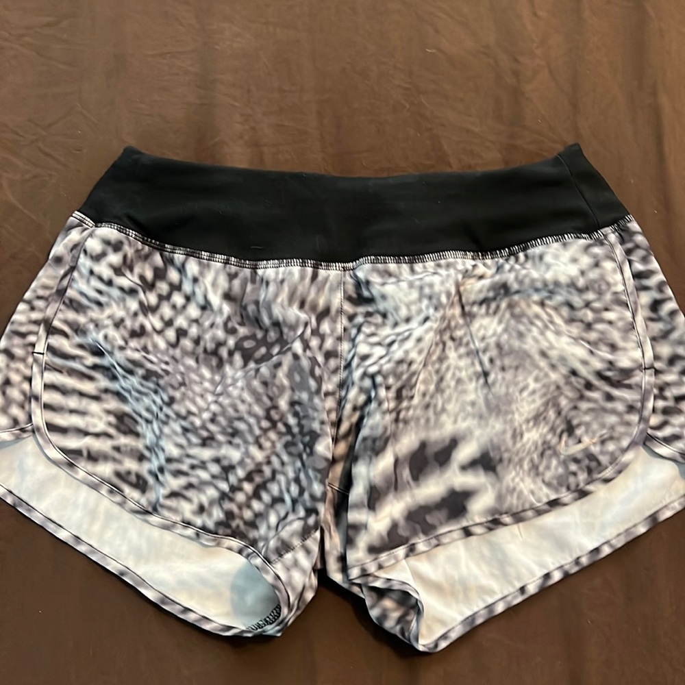 NIKE Running Dri Fit Athletic 4" Shorts Abstract Print w/ Liner Women's Size S